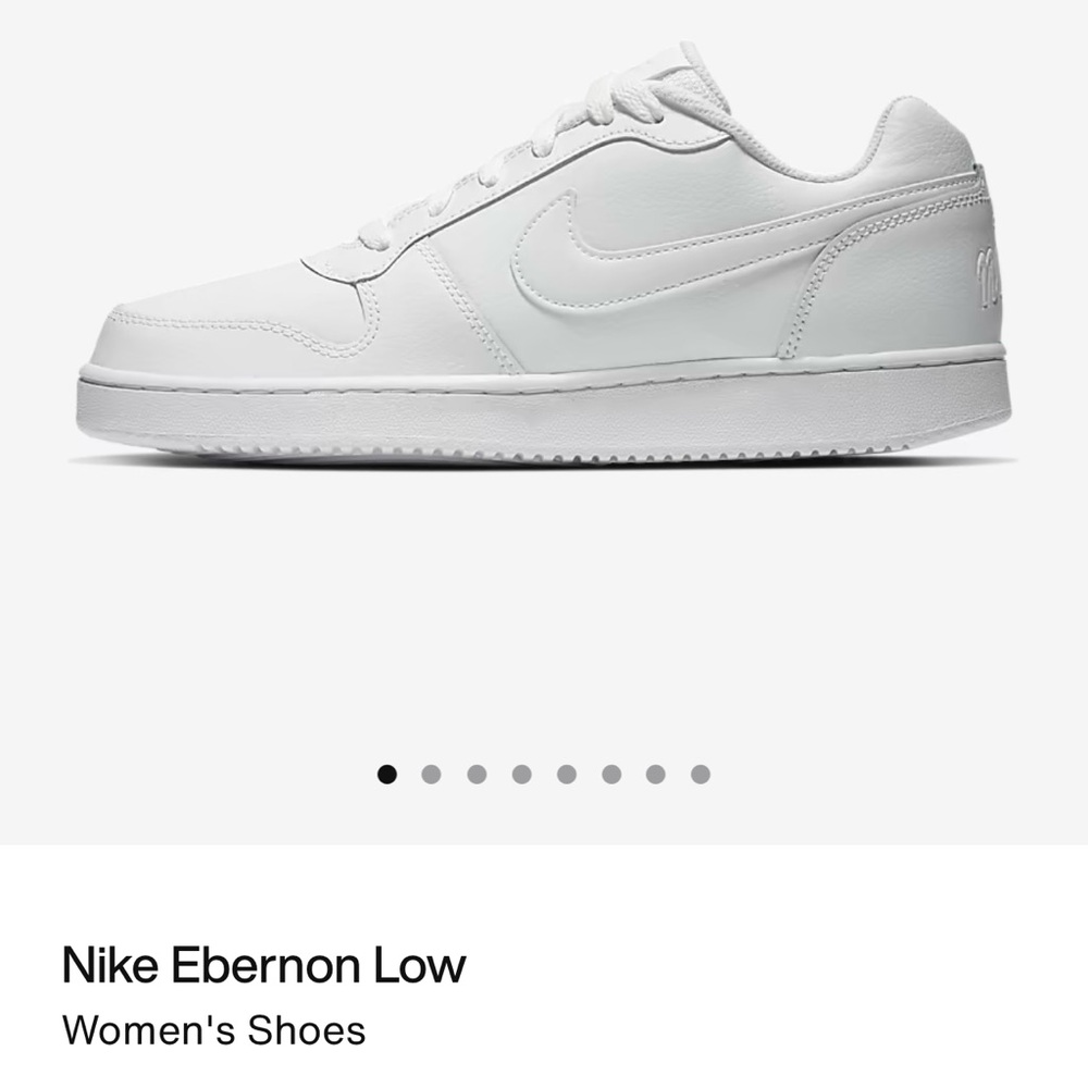 Nike White Low-Top Sneakers Sleek Design